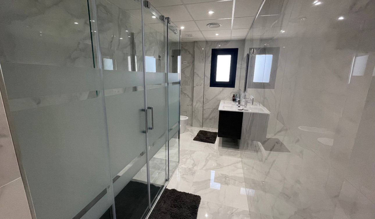 Resale - Detached Villa - La Mata