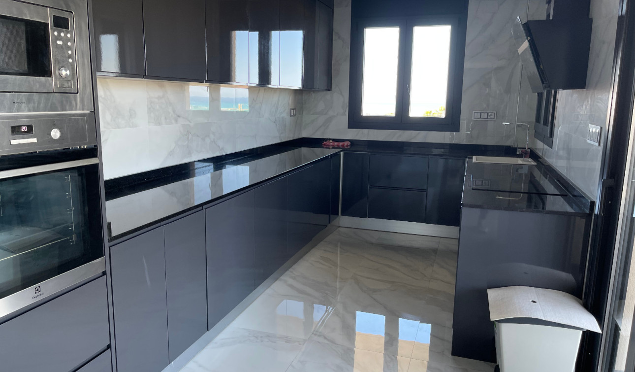 Resale - Detached Villa - La Mata