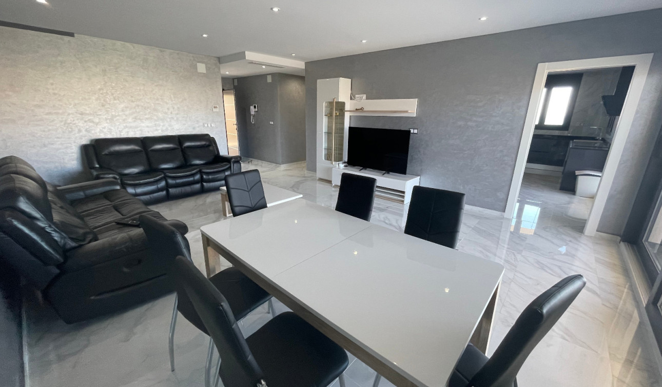 Resale - Detached Villa - La Mata