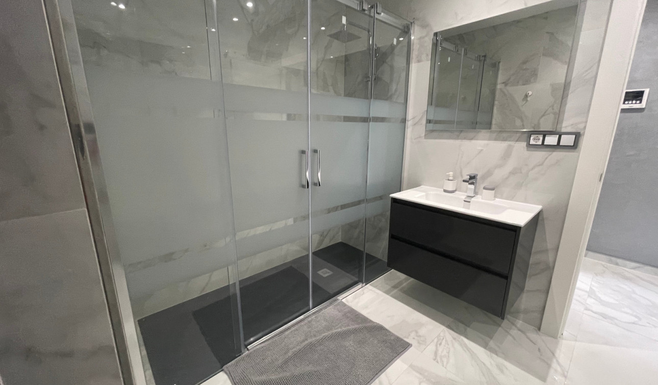 Resale - Detached Villa - La Mata