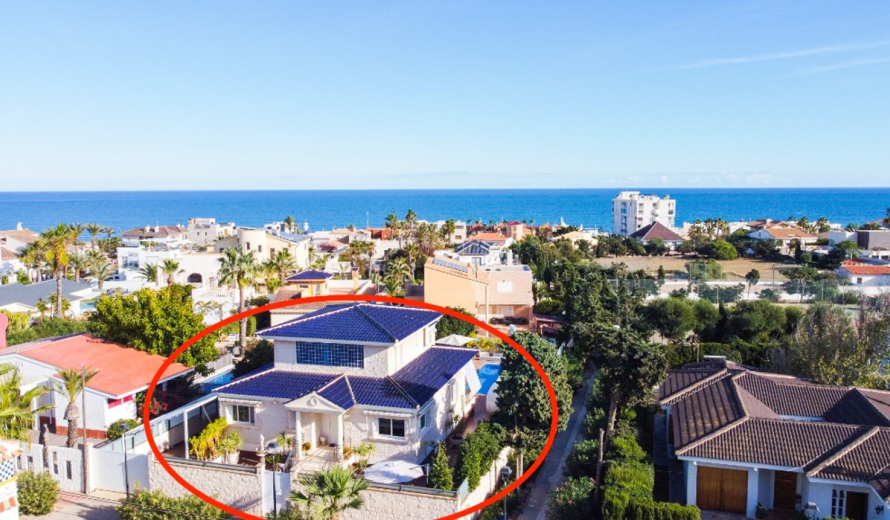 Resale - Detached Villa - La Mata