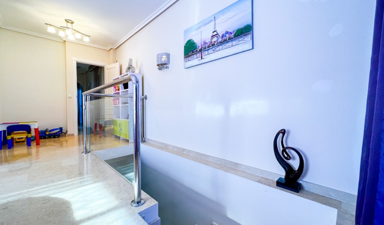 Resale - Detached Villa - La Mata