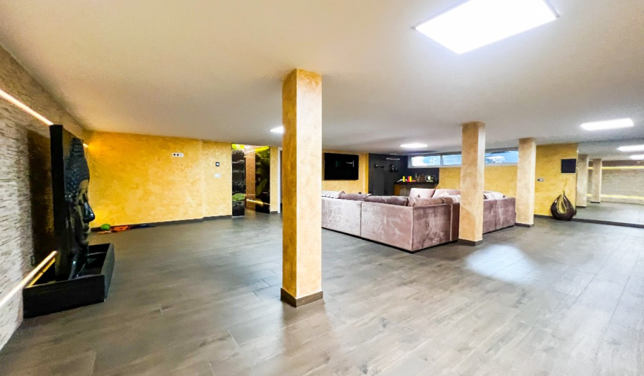 Resale - Detached Villa - La Mata