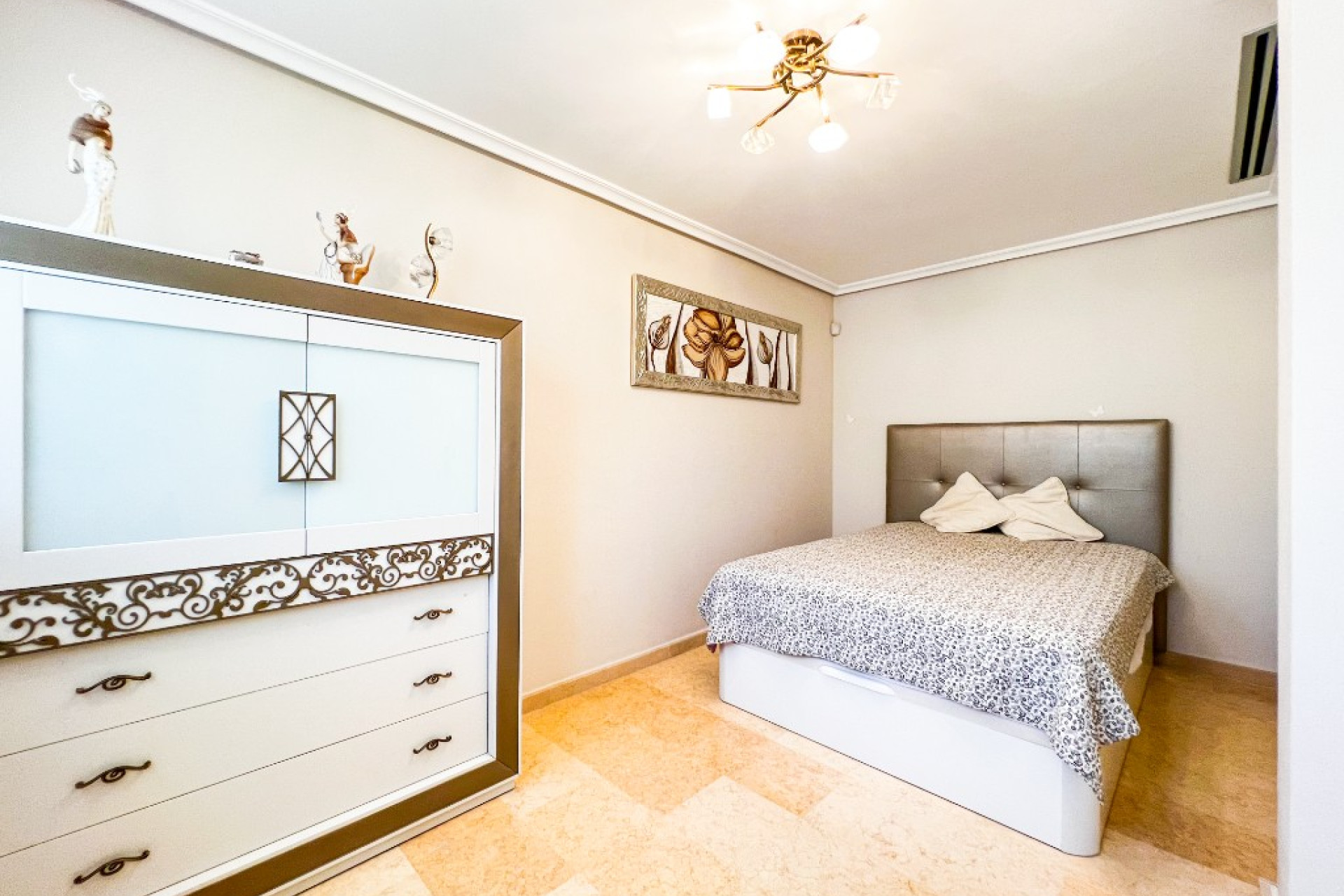 Resale - Detached Villa - La Mata