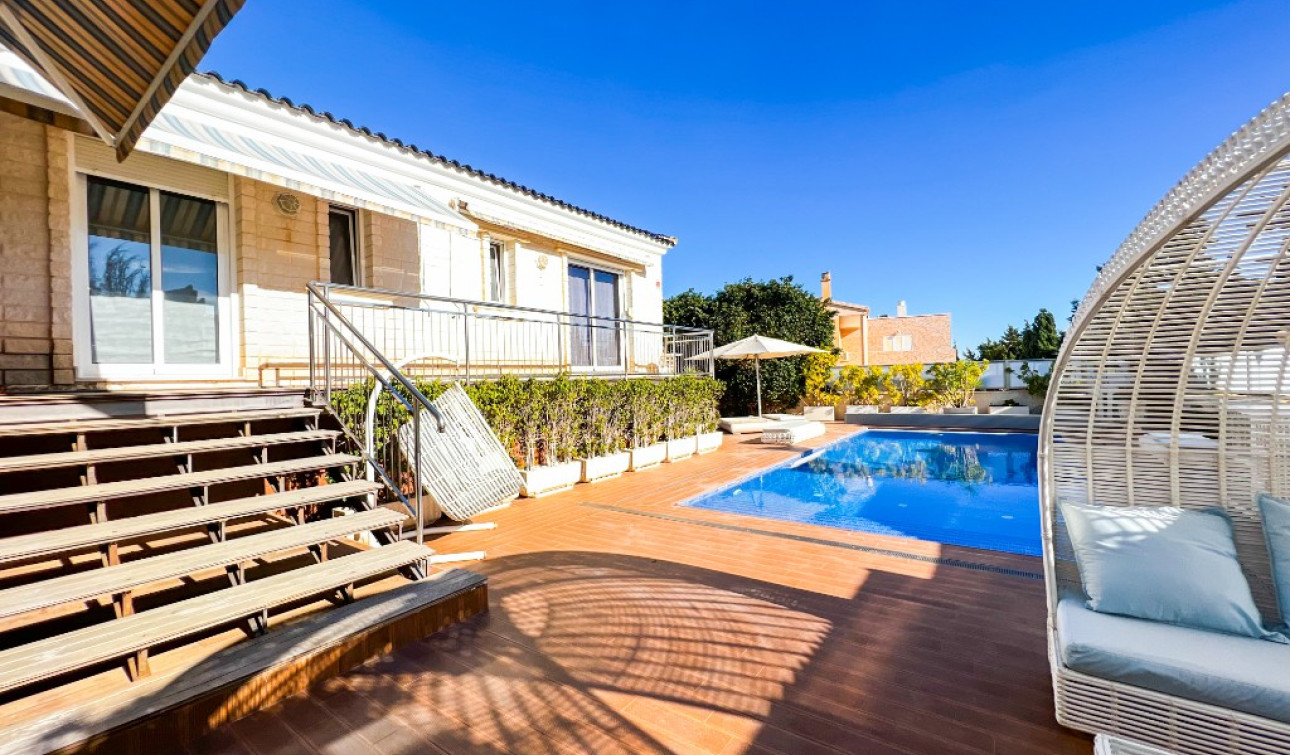 Resale - Detached Villa - La Mata