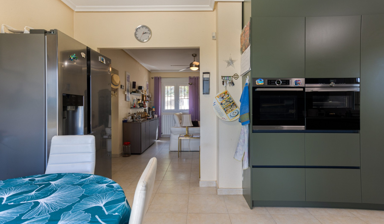 Resale - Detached Villa - La Zarza