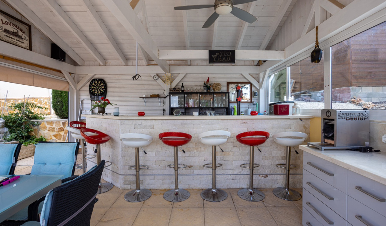 Resale - Detached Villa - La Zarza