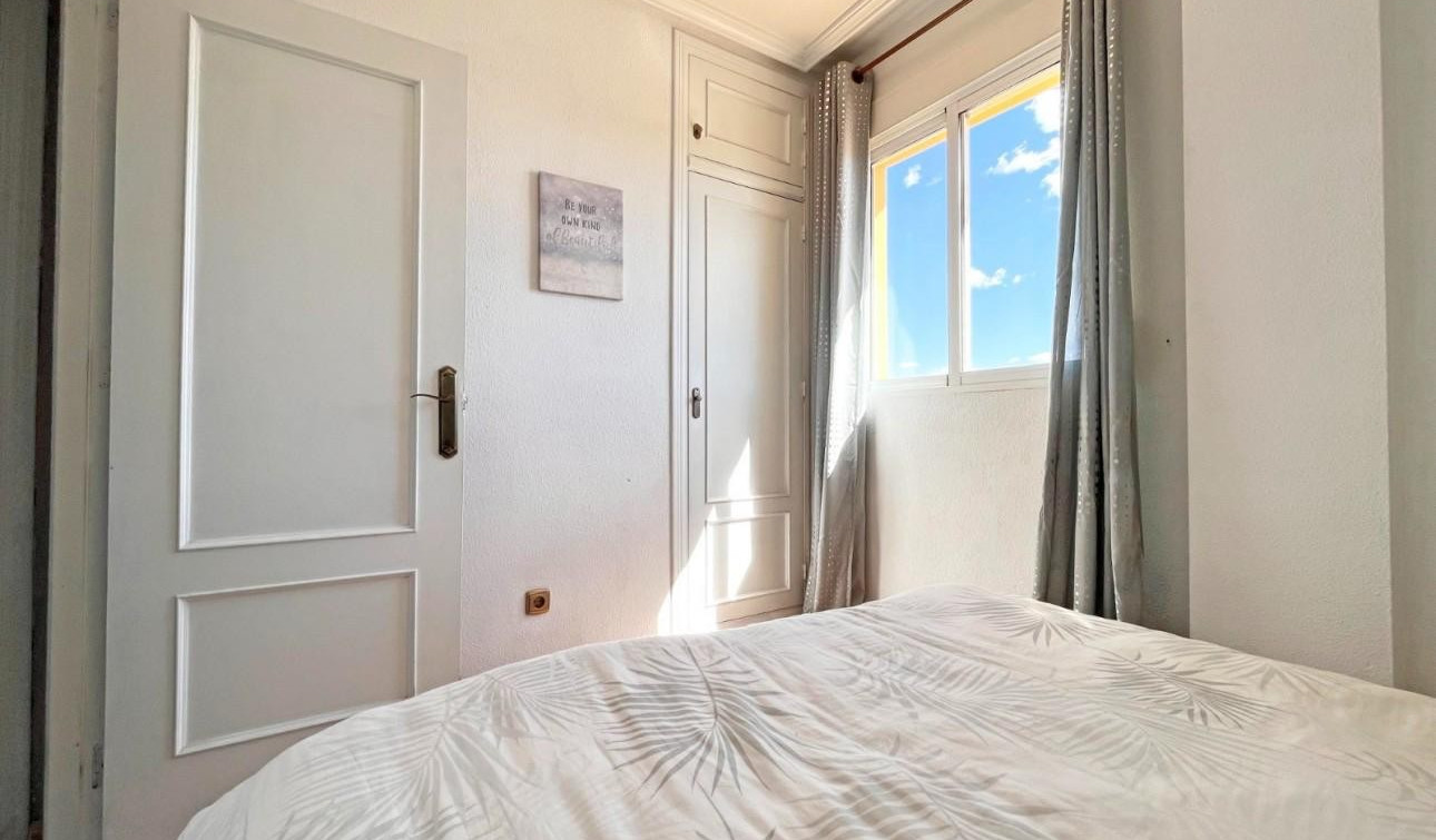 Resale - Detached Villa - La Zenia