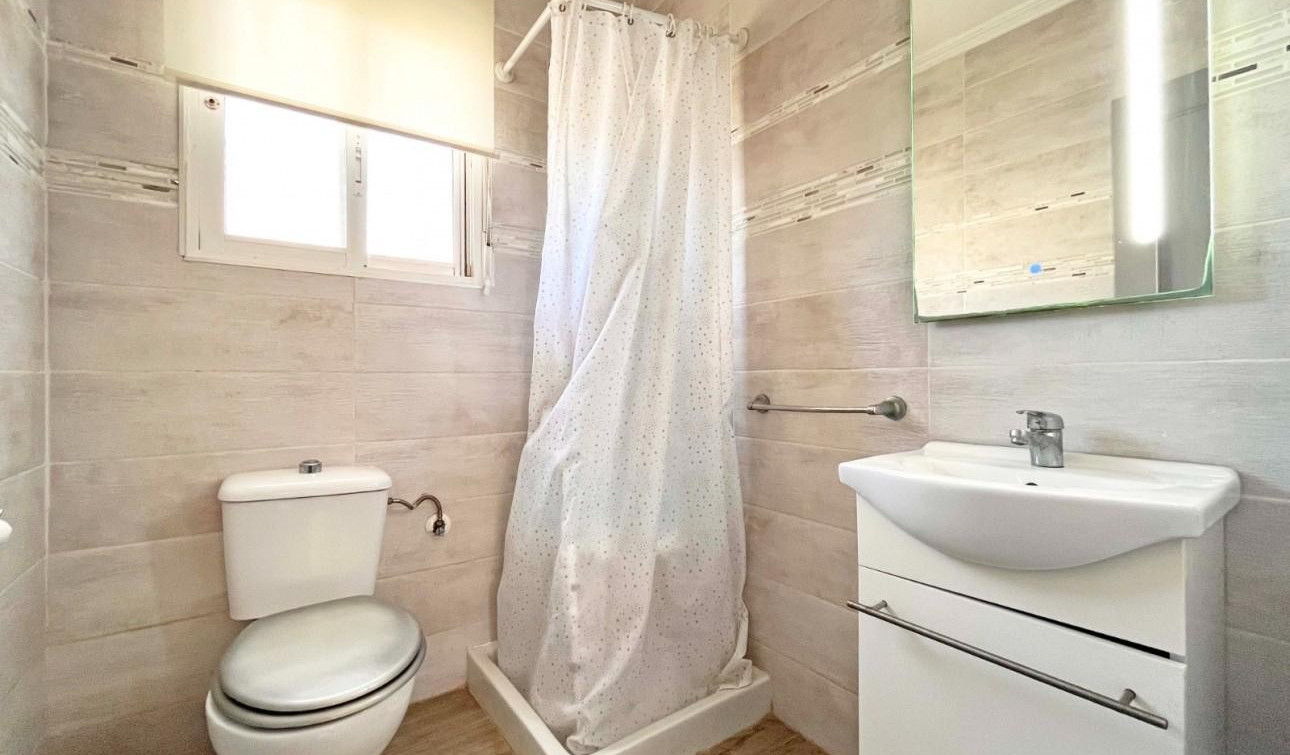 Resale - Detached Villa - La Zenia