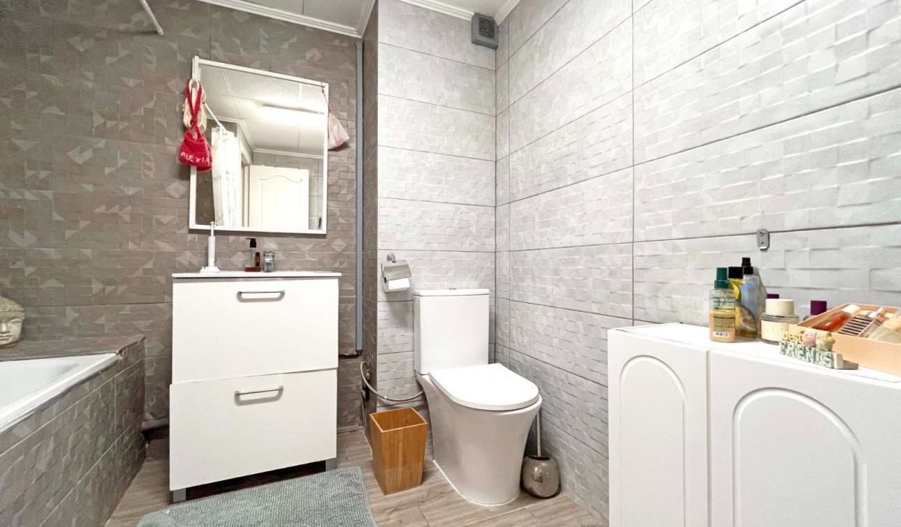 Resale - Detached Villa - La Zenia