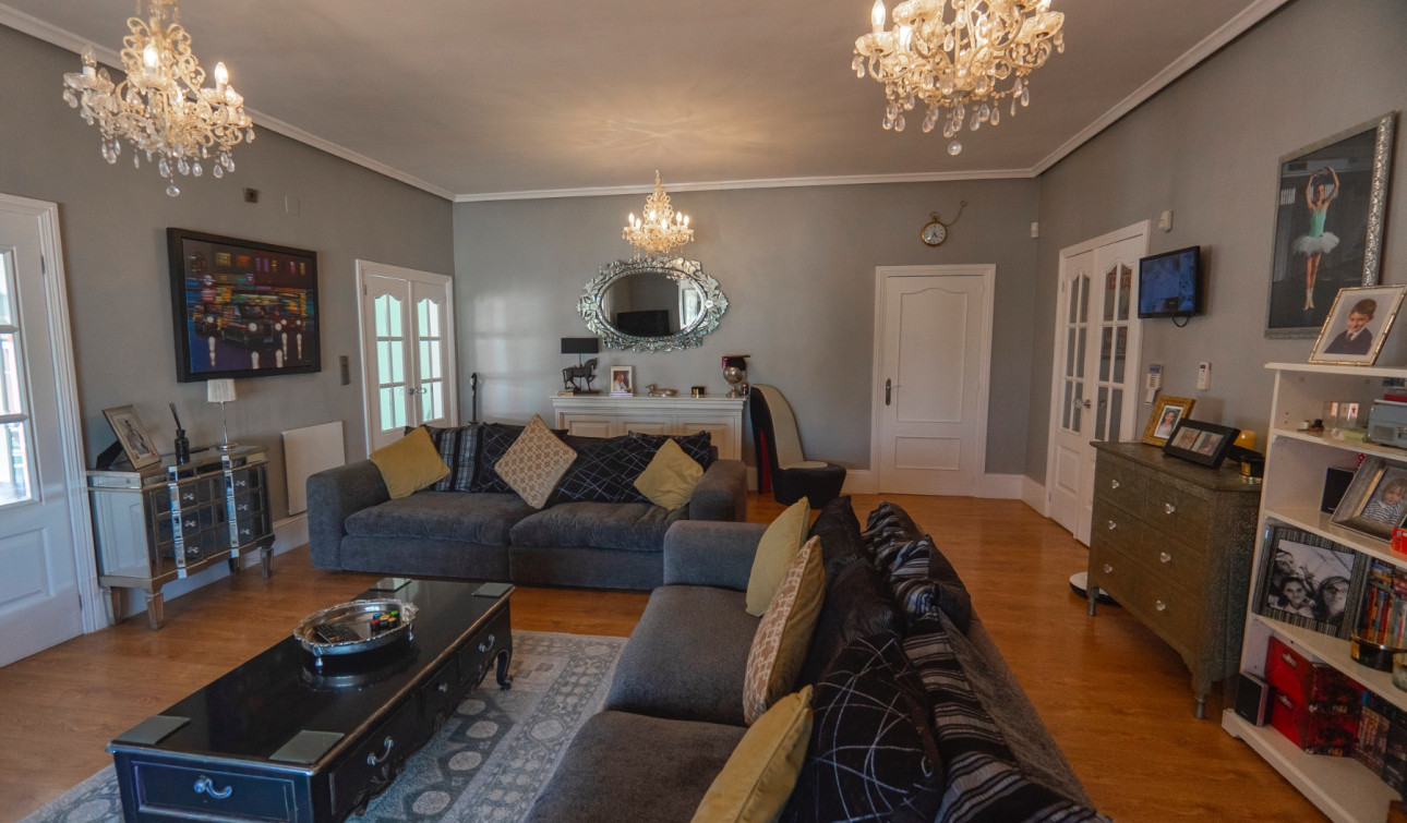 Resale - Detached Villa - Las Heredades - Heredades