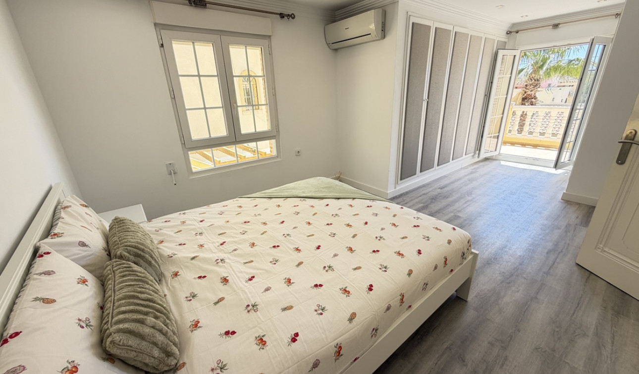 Resale - Detached Villa - Las Ramblas - Las Ramblas Golf