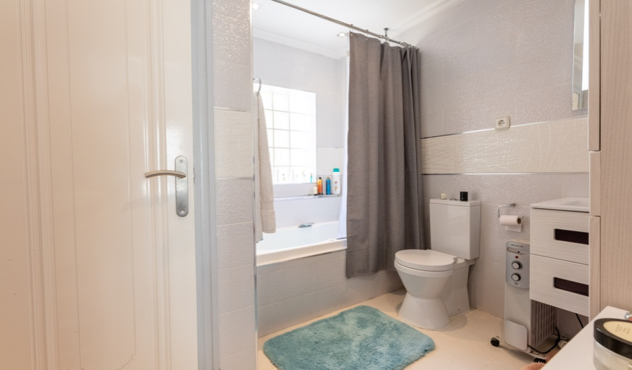 Resale - Detached Villa - Las Ramblas