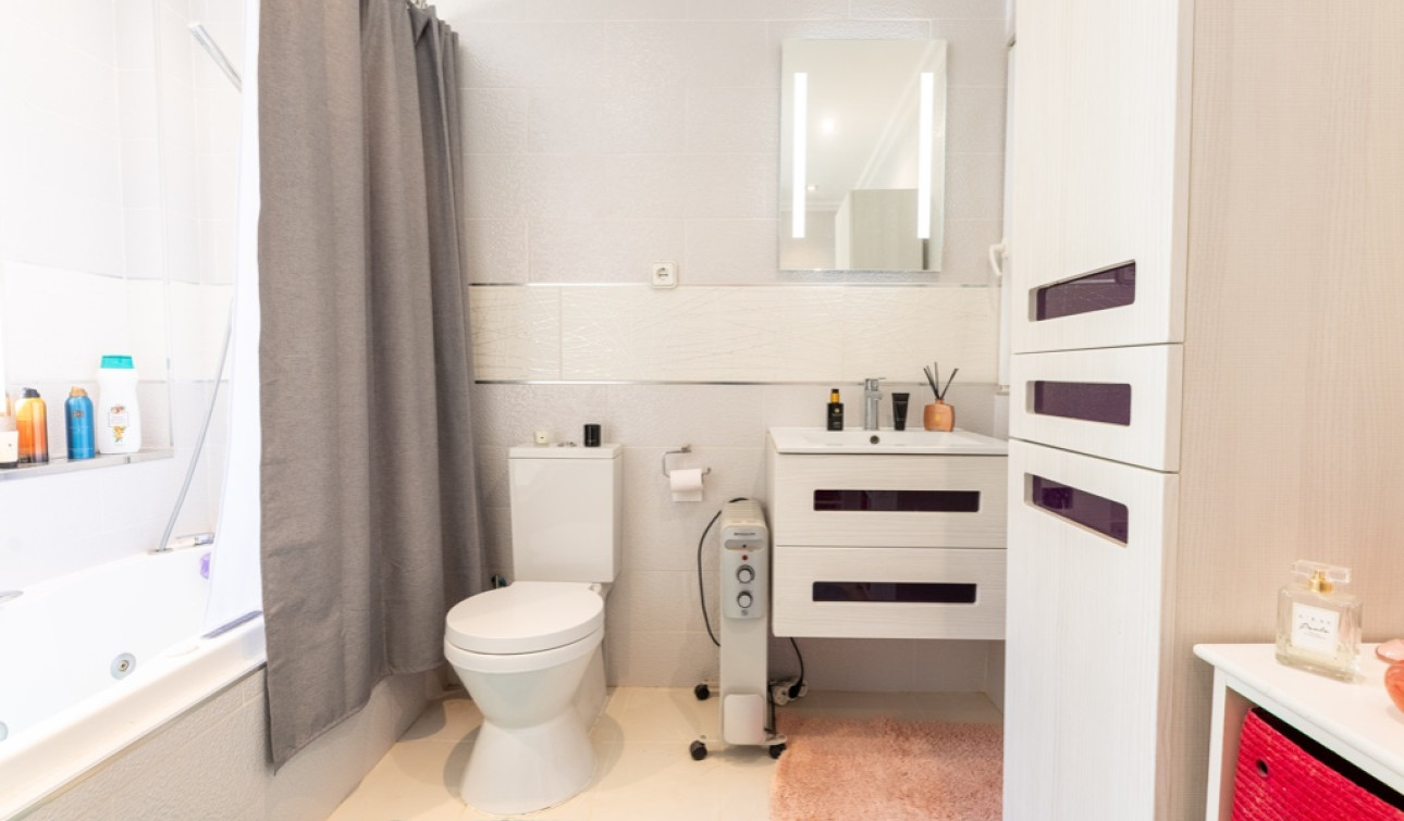 Resale - Detached Villa - Las Ramblas