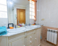 Resale - Detached Villa - Los Altos