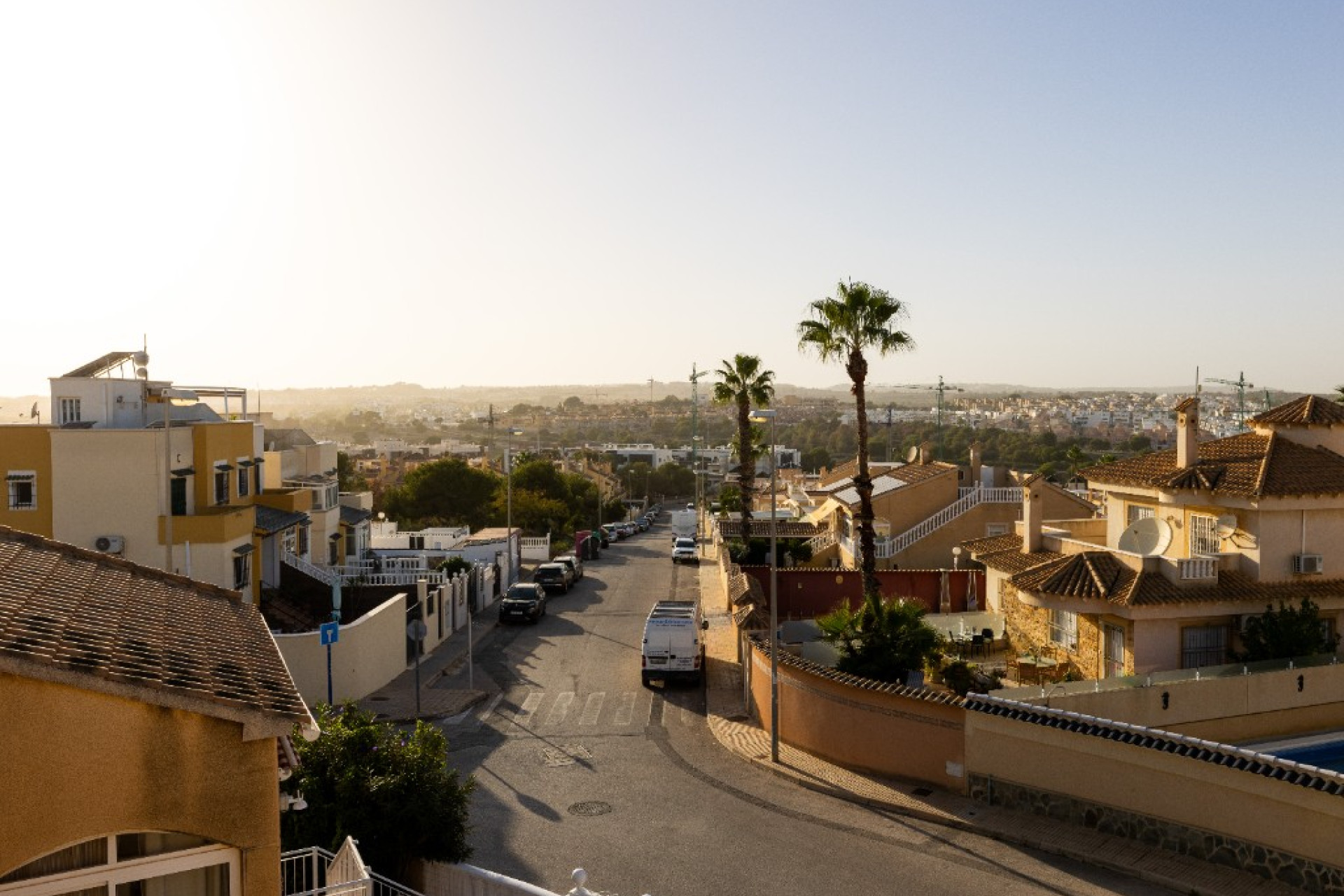 Resale - Detached Villa - Los Altos