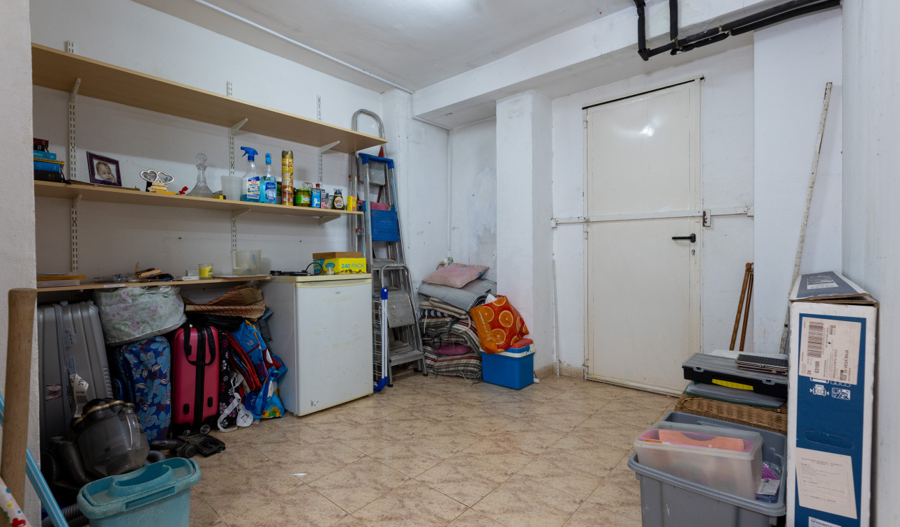 Resale - Detached Villa - Los Altos