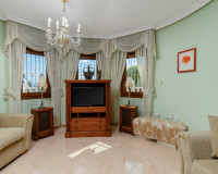 Resale - Detached Villa - Los Altos