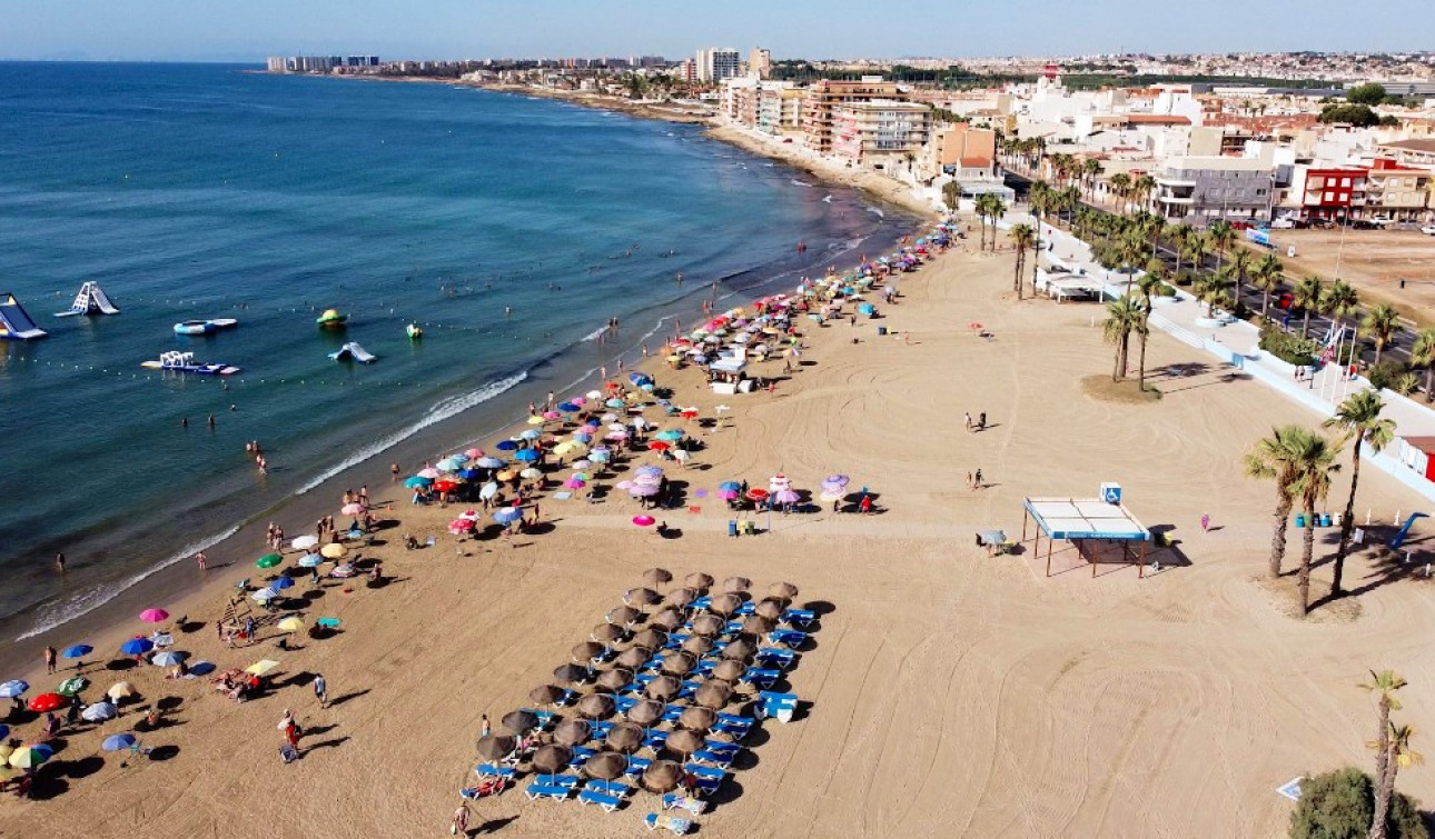 Resale - Detached Villa - Los Altos