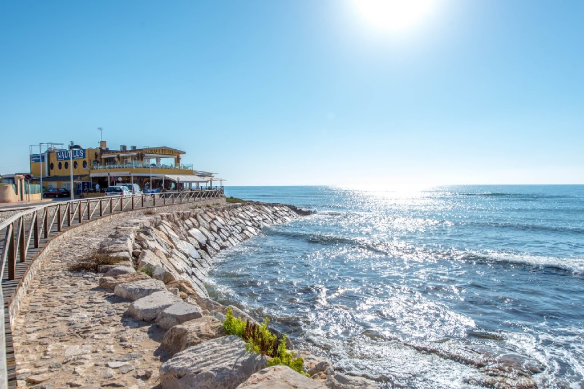 Resale - Detached Villa - Los Altos