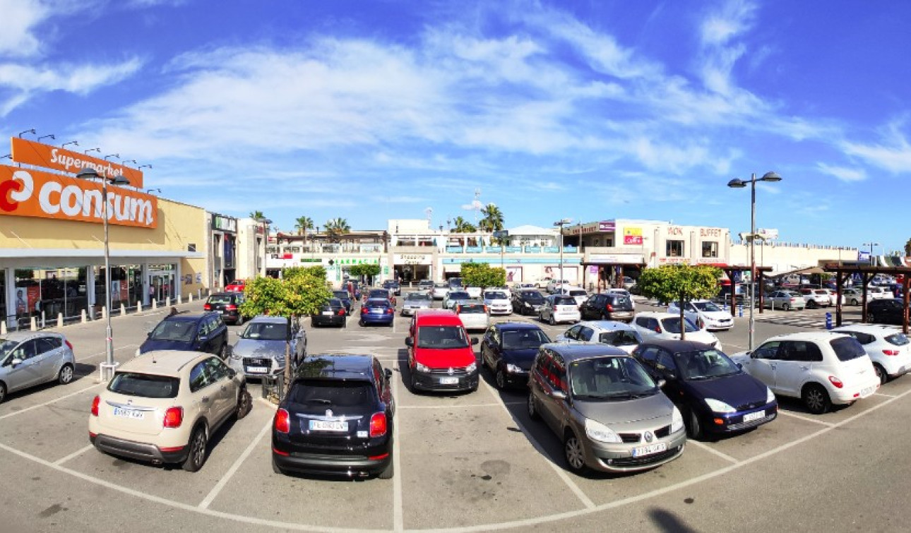 Resale - Detached Villa - Los Altos