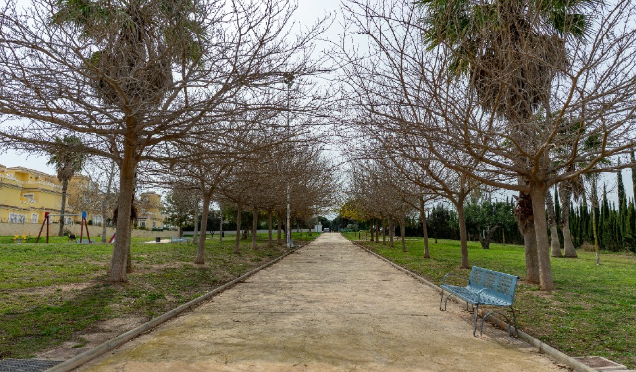 Resale - Detached Villa - Los Altos