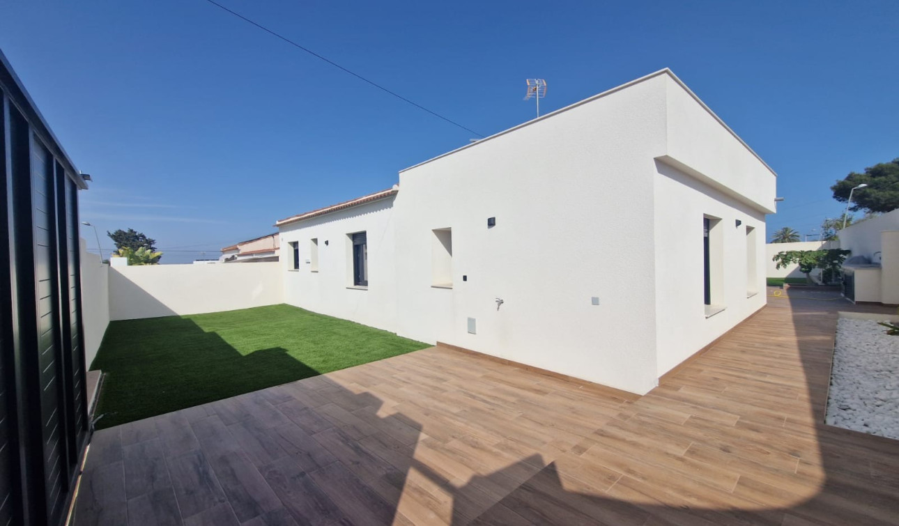 Resale - Detached Villa - Los Balcones