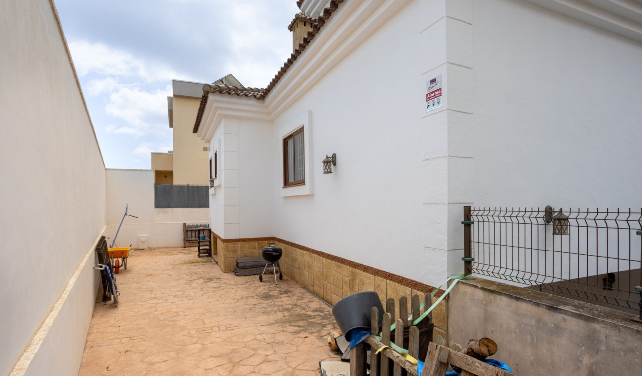 Resale - Detached Villa - Los Montesinos - La Herrada