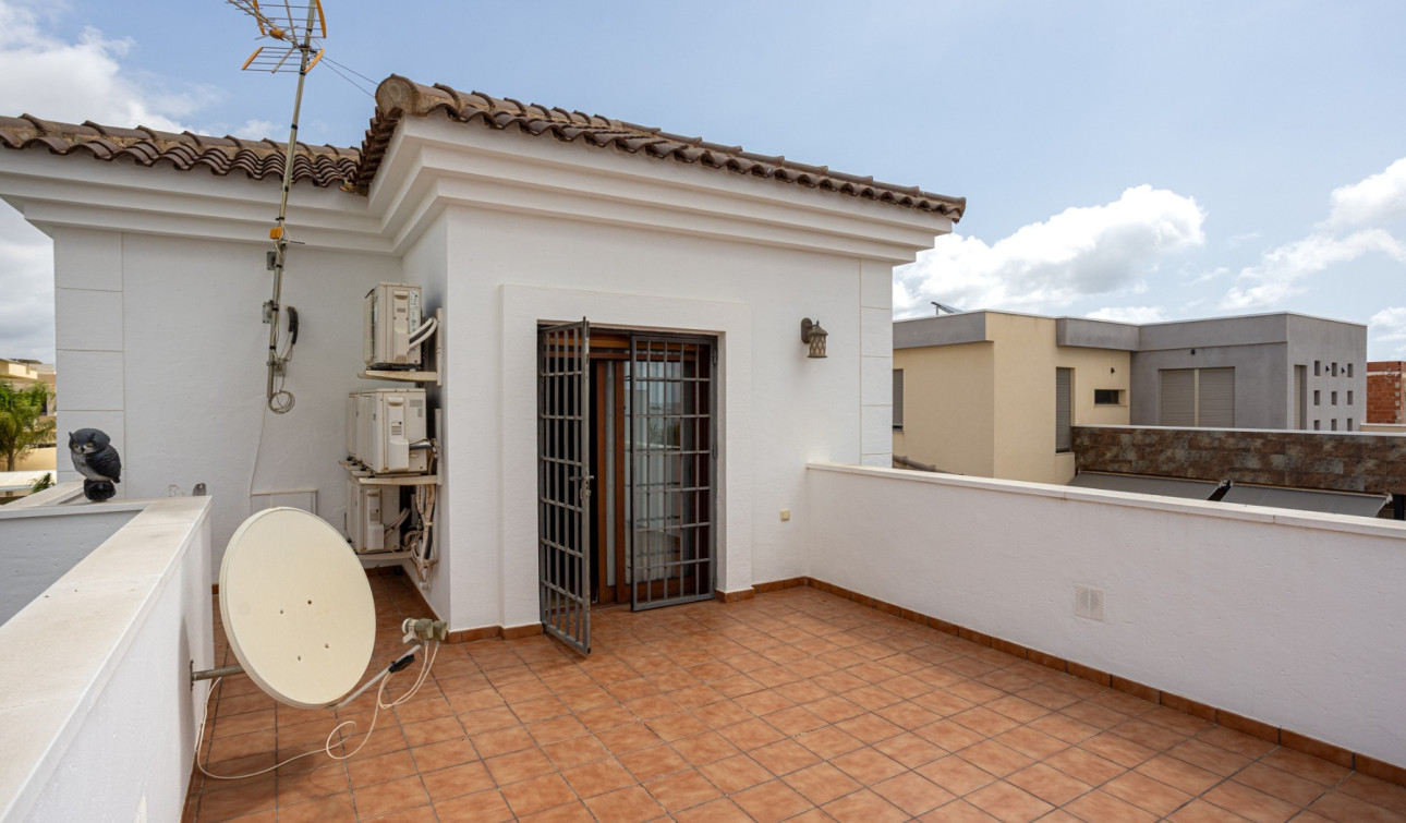 Resale - Detached Villa - Los Montesinos - La Herrada