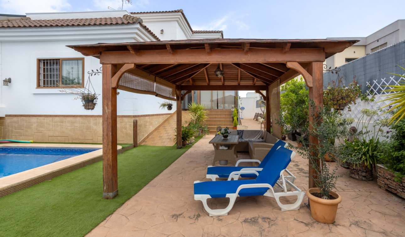 Resale - Detached Villa - Los Montesinos - La Herrada