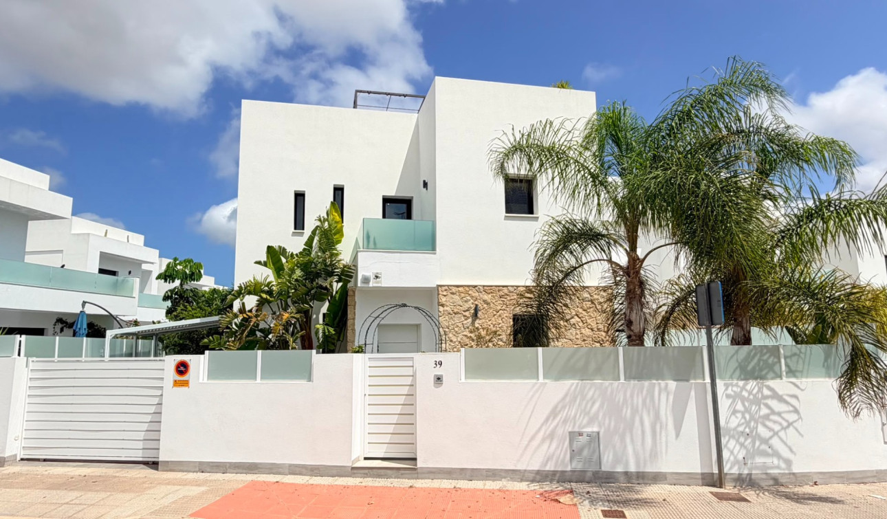 Resale - Detached Villa - Los Montesinos - La Herrada