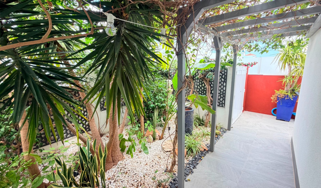 Resale - Detached Villa - Los Montesinos - La Herrada
