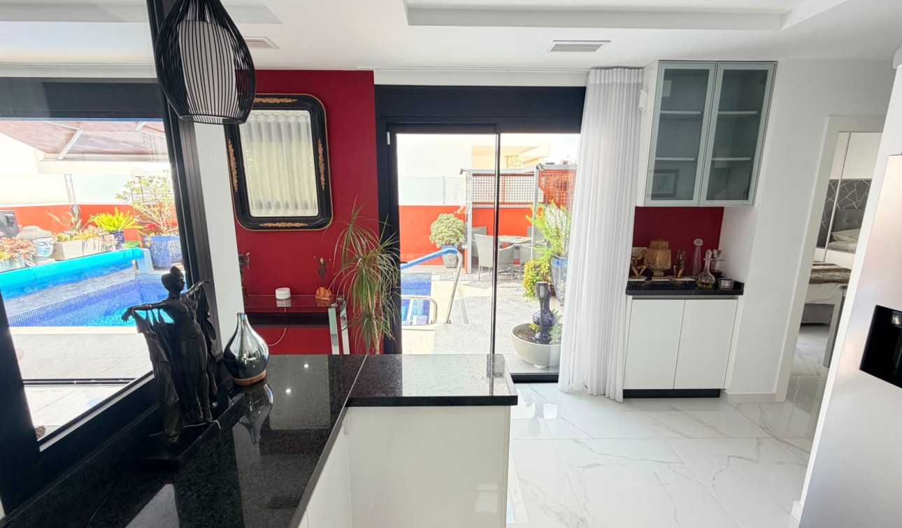 Resale - Detached Villa - Los Montesinos - La Herrada