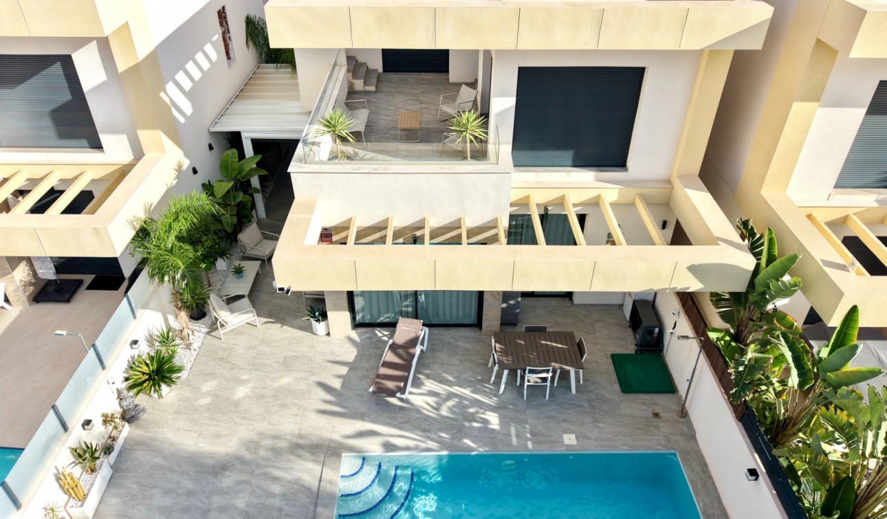 Resale - Detached Villa - Los Montesinos - La Herrada