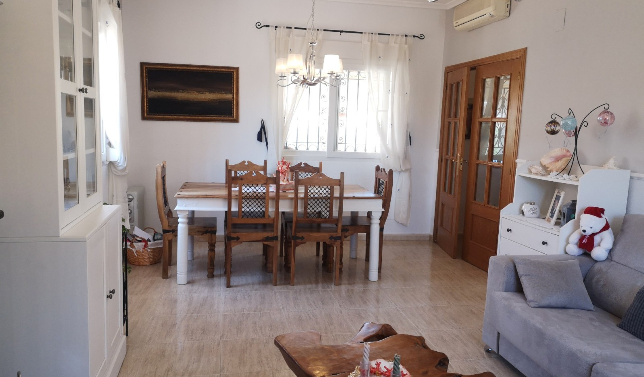 Resale - Detached Villa - Los Montesinos - Los Montesinos - Urb. La Herrada