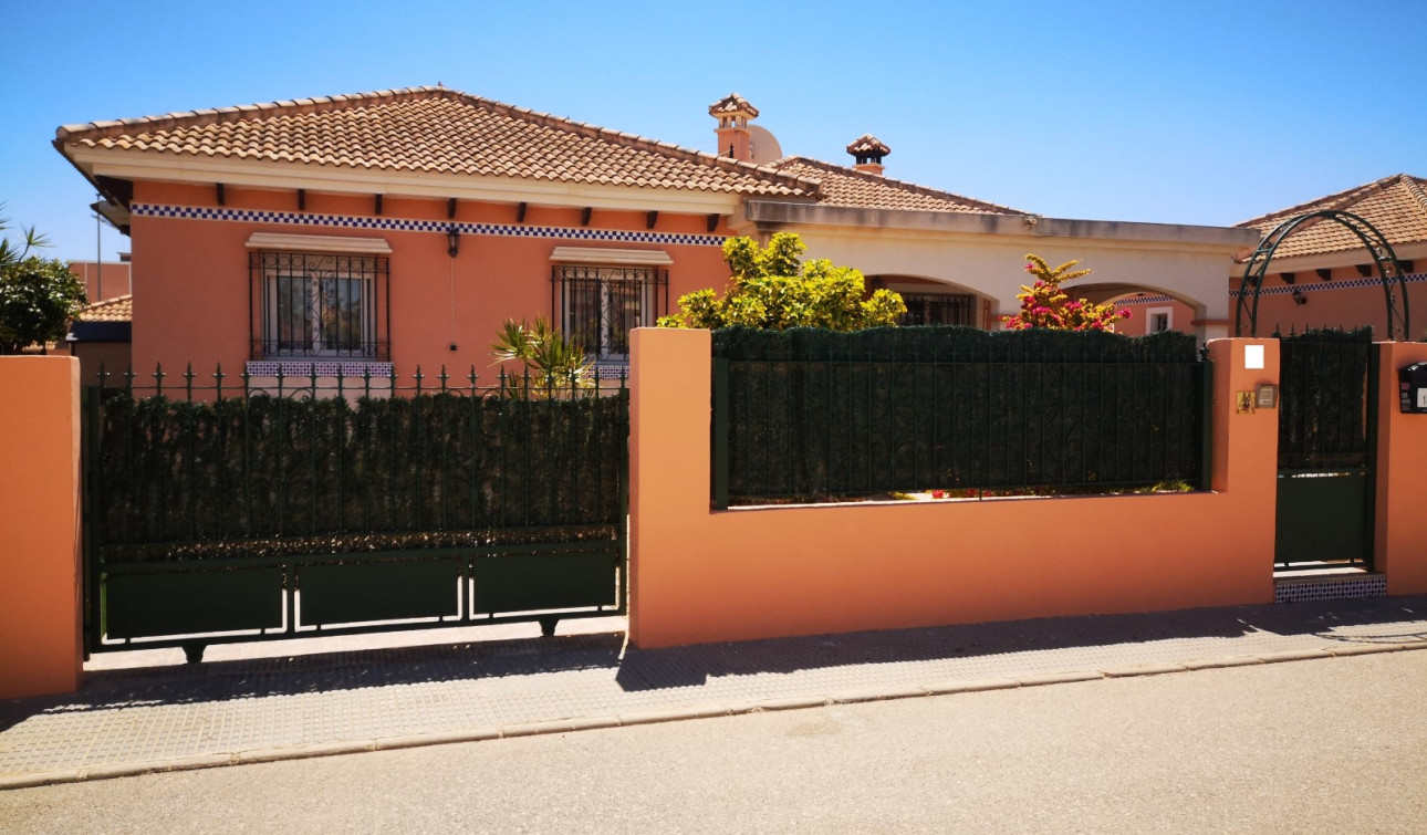 Resale - Detached Villa - Los Montesinos - Los Montesinos - Urb. La Herrada