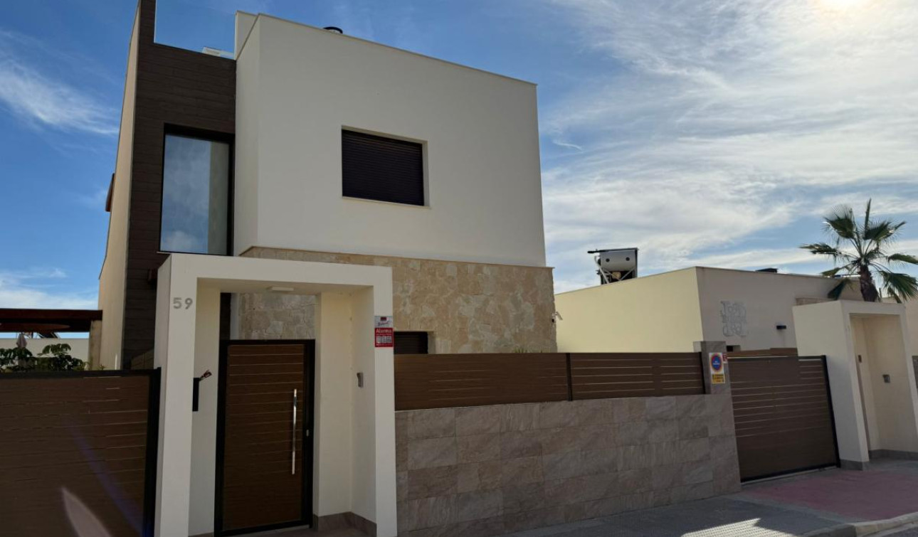 Resale - Detached Villa - Los Montesinos