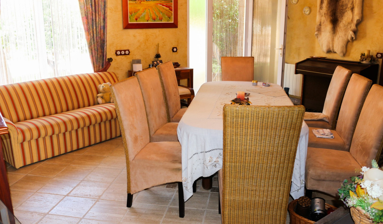 Resale - Detached Villa - Los Urrutias