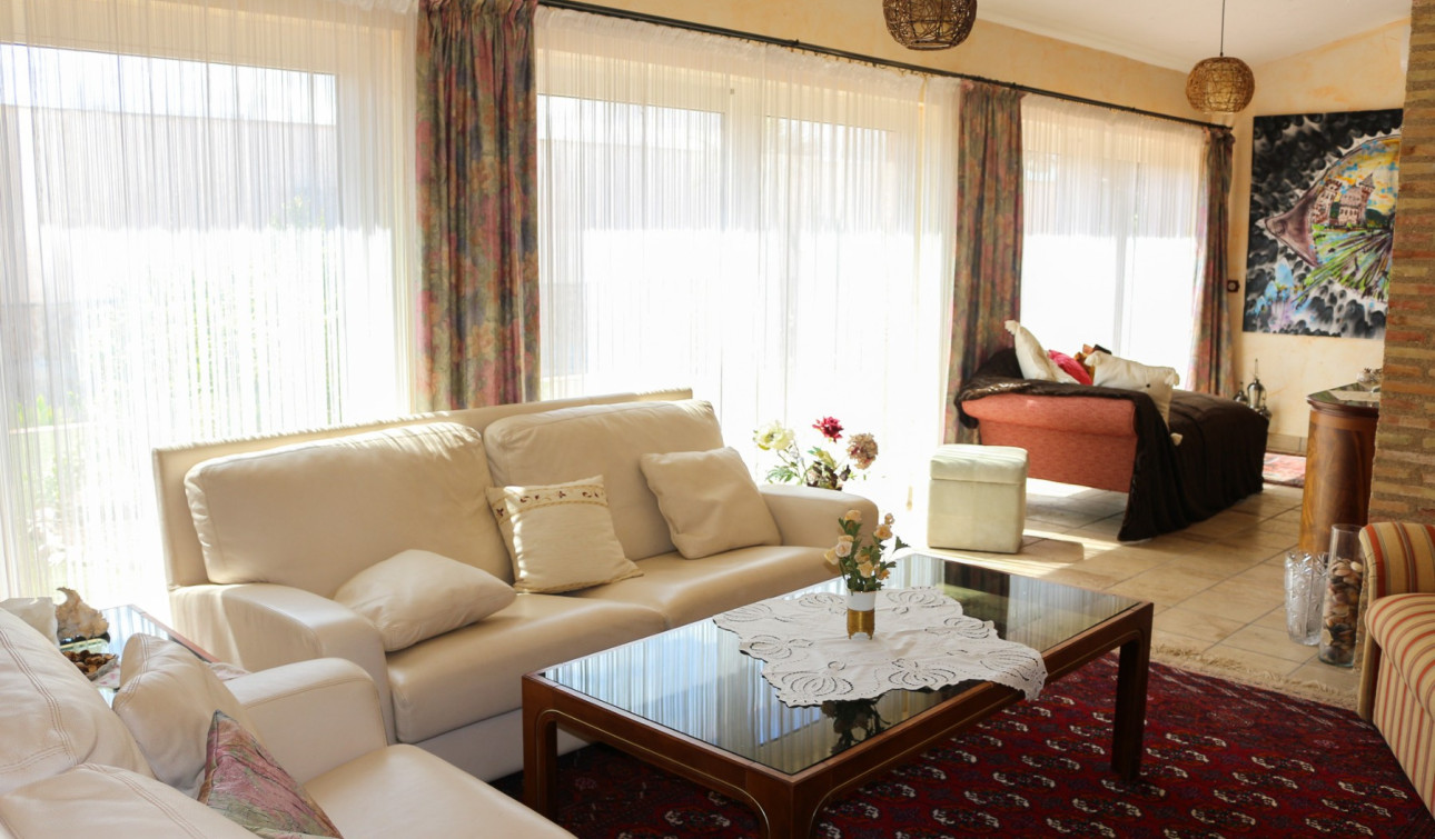 Resale - Detached Villa - Los Urrutias