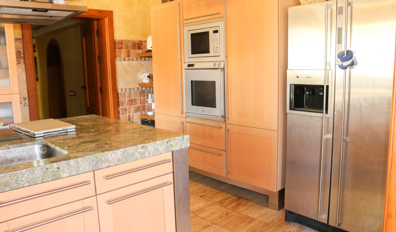 Resale - Detached Villa - Los Urrutias