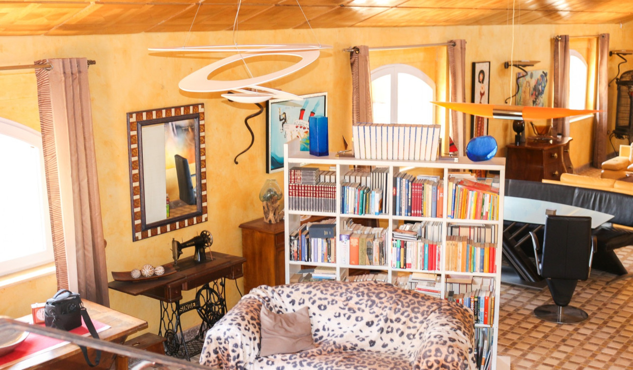 Resale - Detached Villa - Los Urrutias