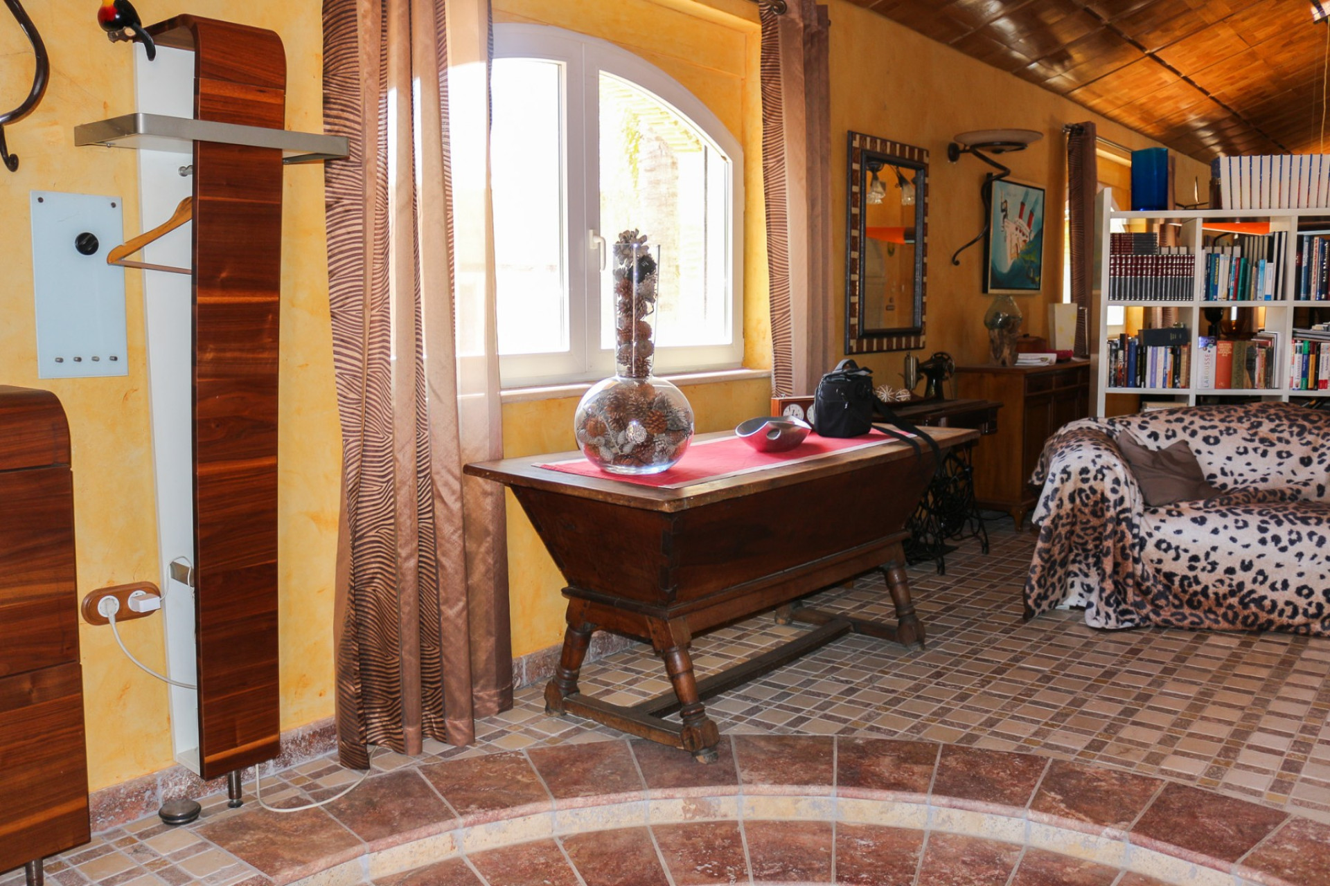 Resale - Detached Villa - Los Urrutias