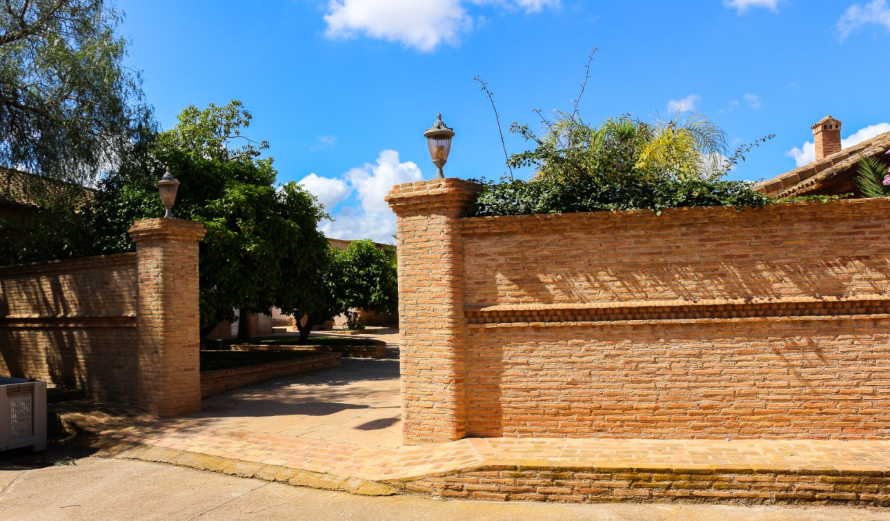 Resale - Detached Villa - Los Urrutias