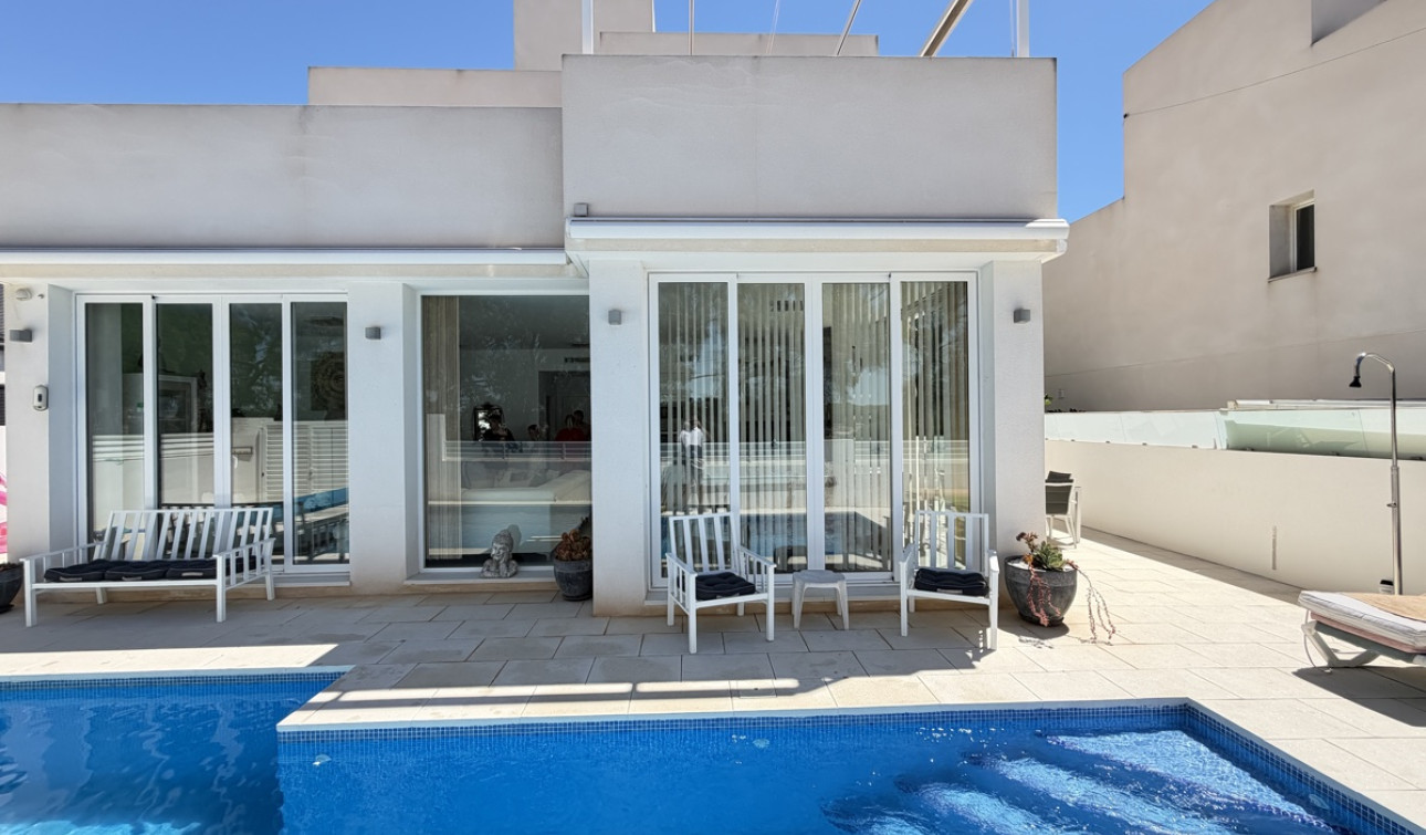 Resale - Detached Villa - Mil Palmeras