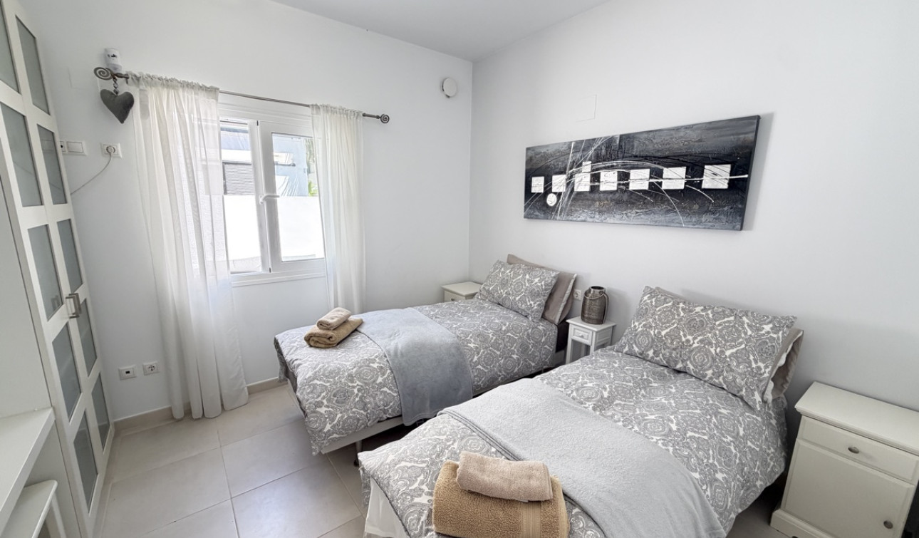Resale - Detached Villa - Mil Palmeras