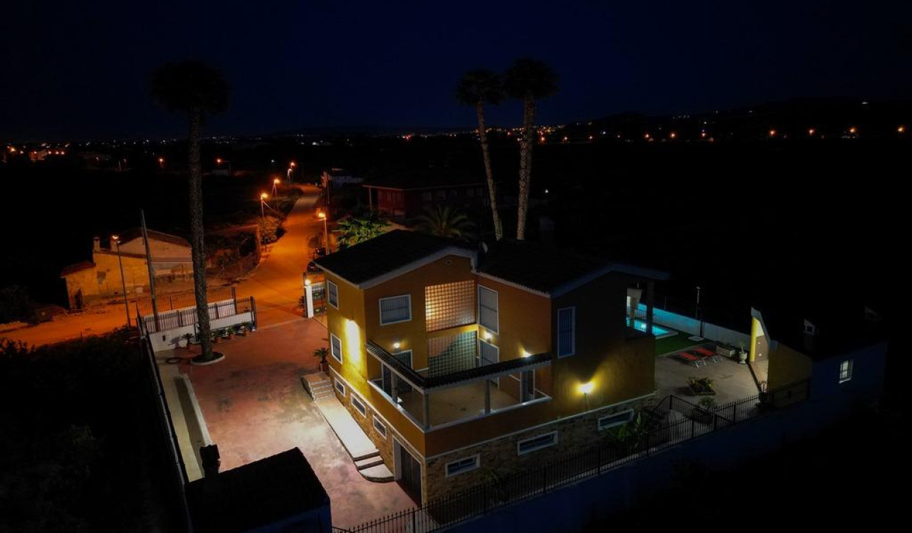 Resale - Detached Villa - Orihuela - CAMPO