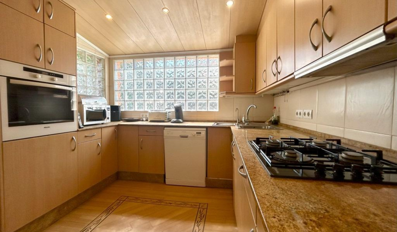 Resale - Detached Villa - Orihuela Costa - Aguamarina