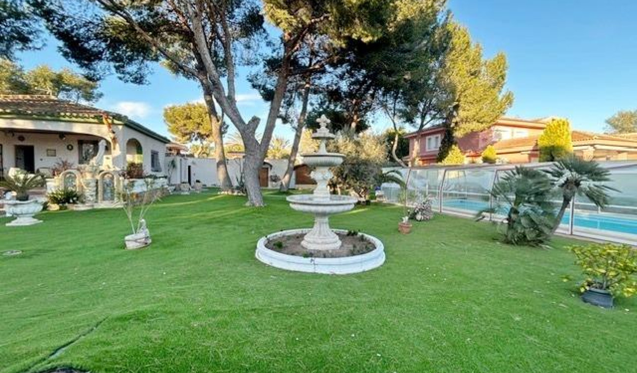 Resale - Detached Villa - Orihuela Costa - Altos de Campoamor
