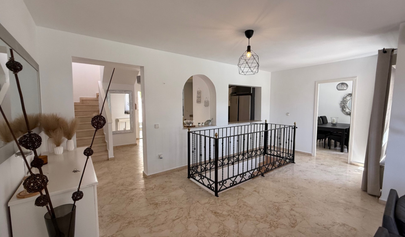 Resale - Detached Villa - Orihuela - Costa Blanca