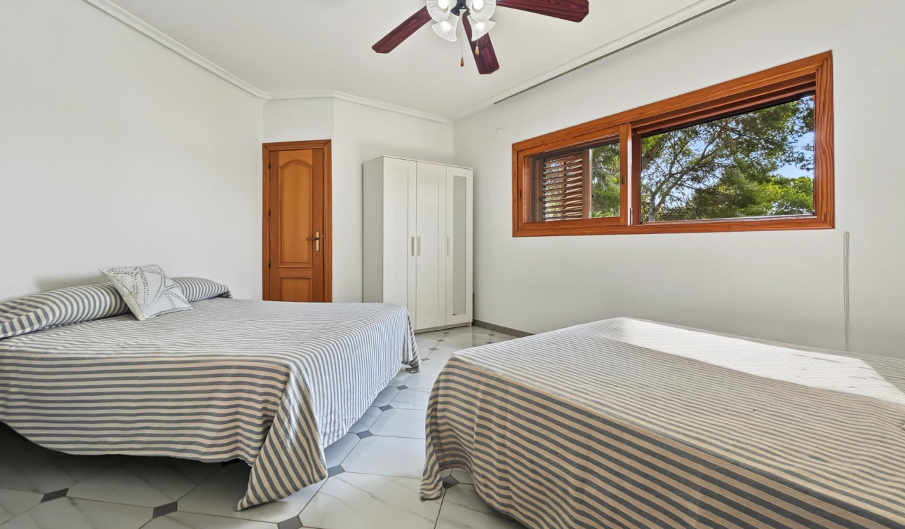 Resale - Detached Villa - Orihuela Costa - Campoamor